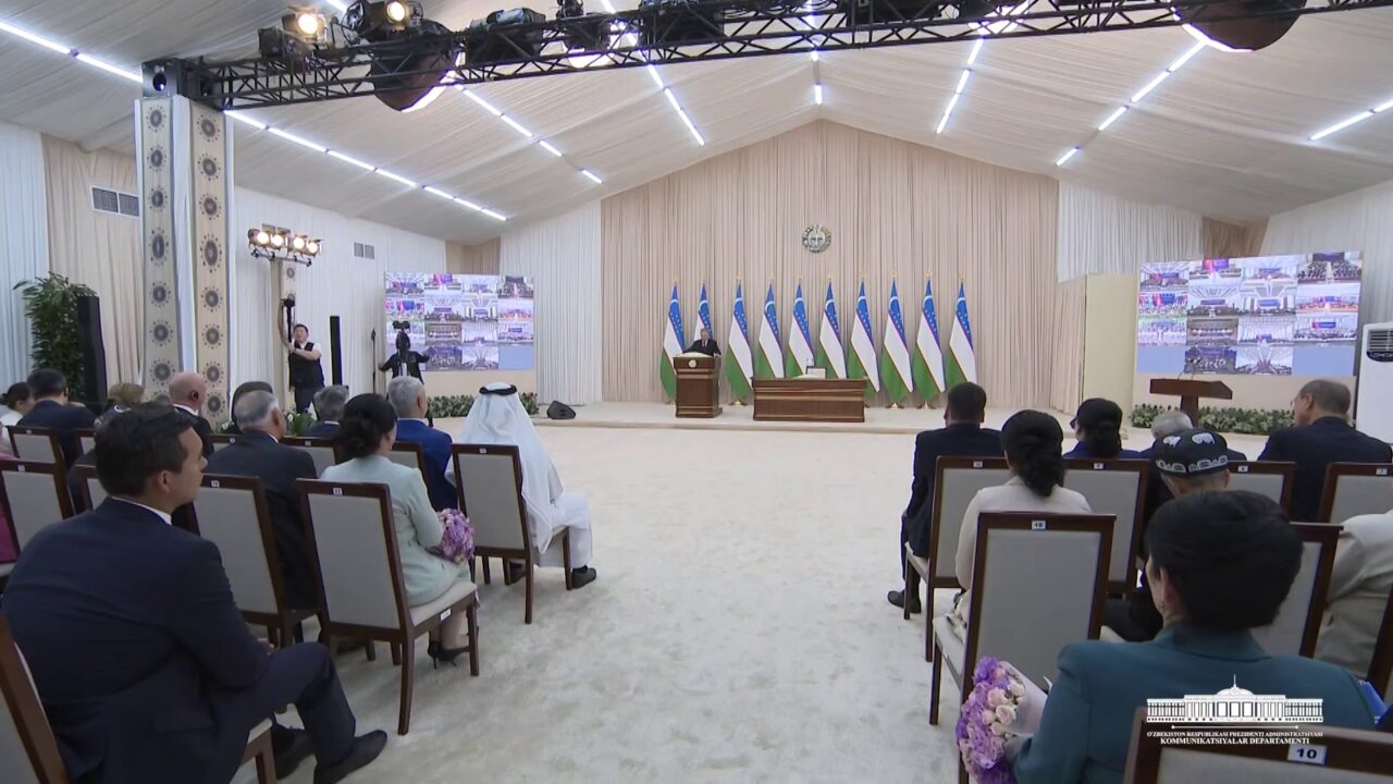 Texnikumlarda “investor – tarmoq – texnikum” zanjiri asosida dual ta’lim yo‘lga qo‘yilib, uning qamrovi 5 barobar oshiriladi.